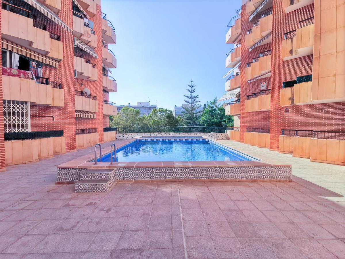 Your Spain C126 Torrevieja Luaran gambar